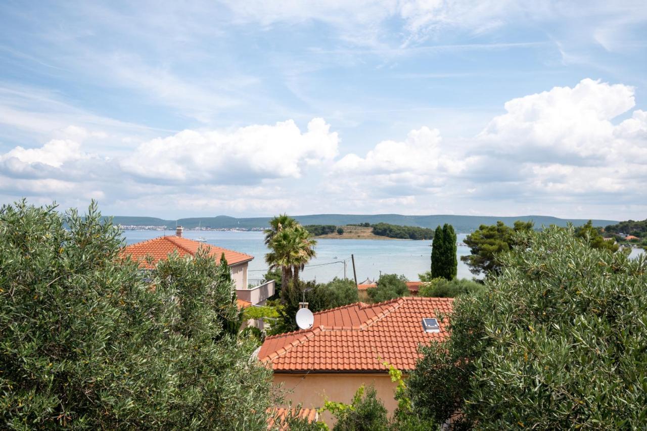 Apartments And Rooms By The Sea Mrljane, Pasman - 327 Neviđane Eksteriør bilde