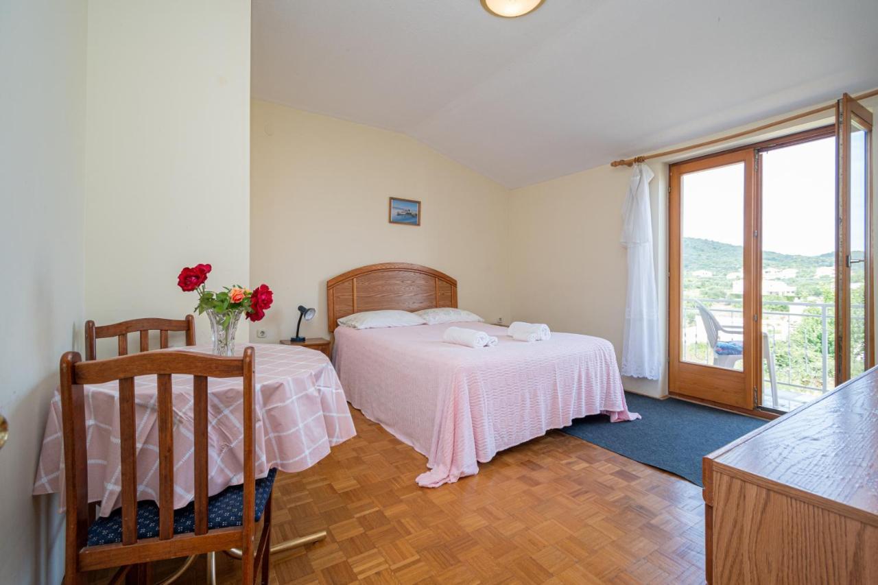 Apartments And Rooms By The Sea Mrljane, Pasman - 327 Neviđane Eksteriør bilde