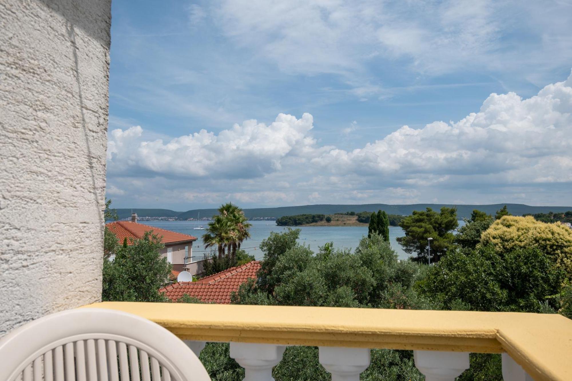 Apartments And Rooms By The Sea Mrljane, Pasman - 327 Neviđane Eksteriør bilde