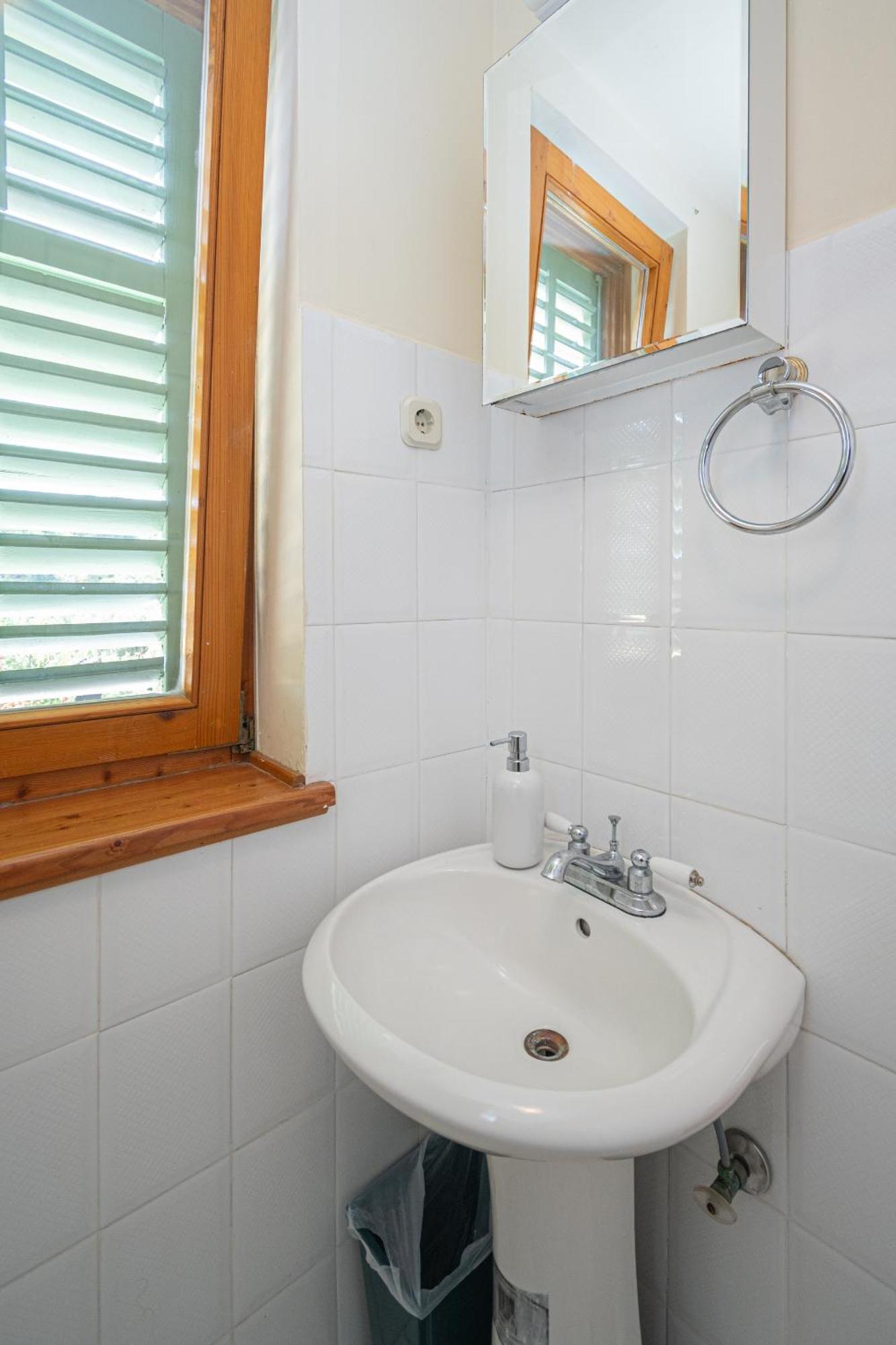 Apartments And Rooms By The Sea Mrljane, Pasman - 327 Neviđane Rom bilde
